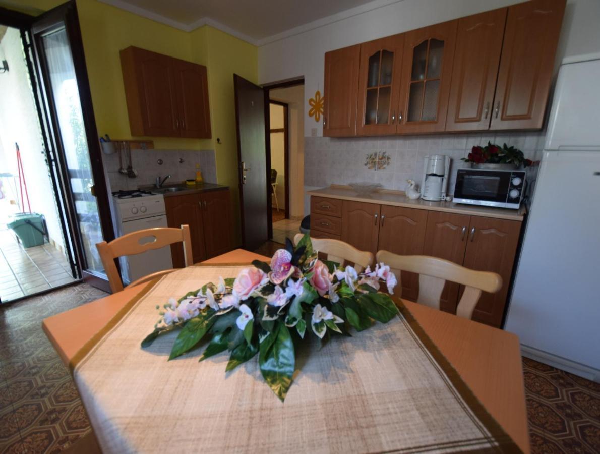 Apartments Skender فانتاسيسي المظهر الخارجي الصورة