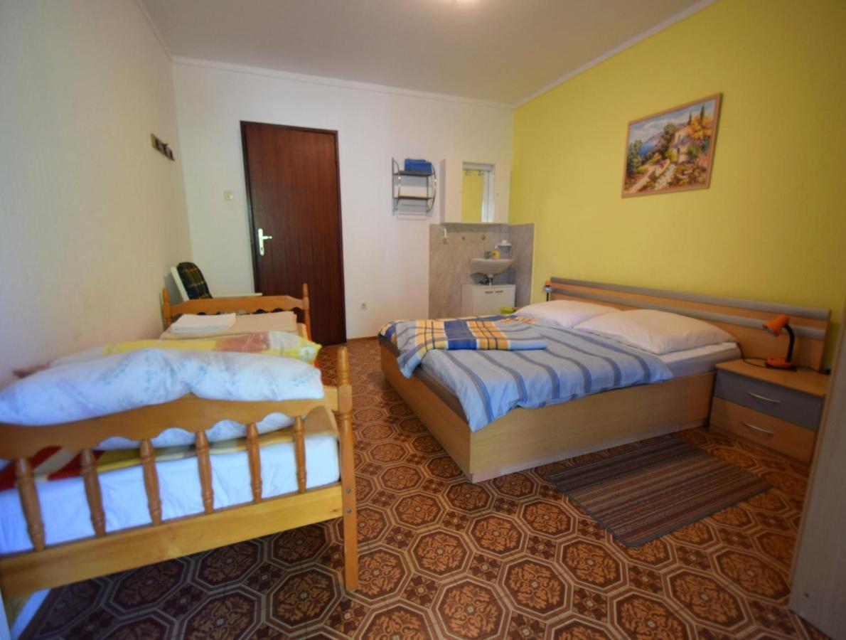 Apartments Skender فانتاسيسي المظهر الخارجي الصورة