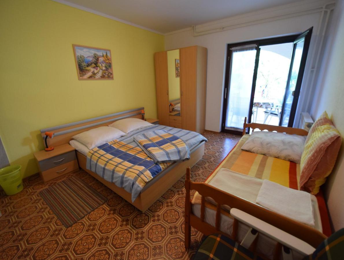 Apartments Skender فانتاسيسي المظهر الخارجي الصورة
